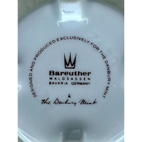 Vintage Demitasse Teacup and Saucer Bareuther The Danbury Mint - Picture 5 of 5